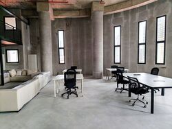 Alexandra Road (D3), Warehouse #558175071